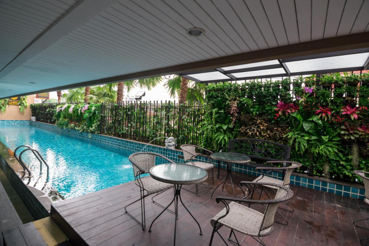 Lani Chiang Mai Hotel Esterno foto